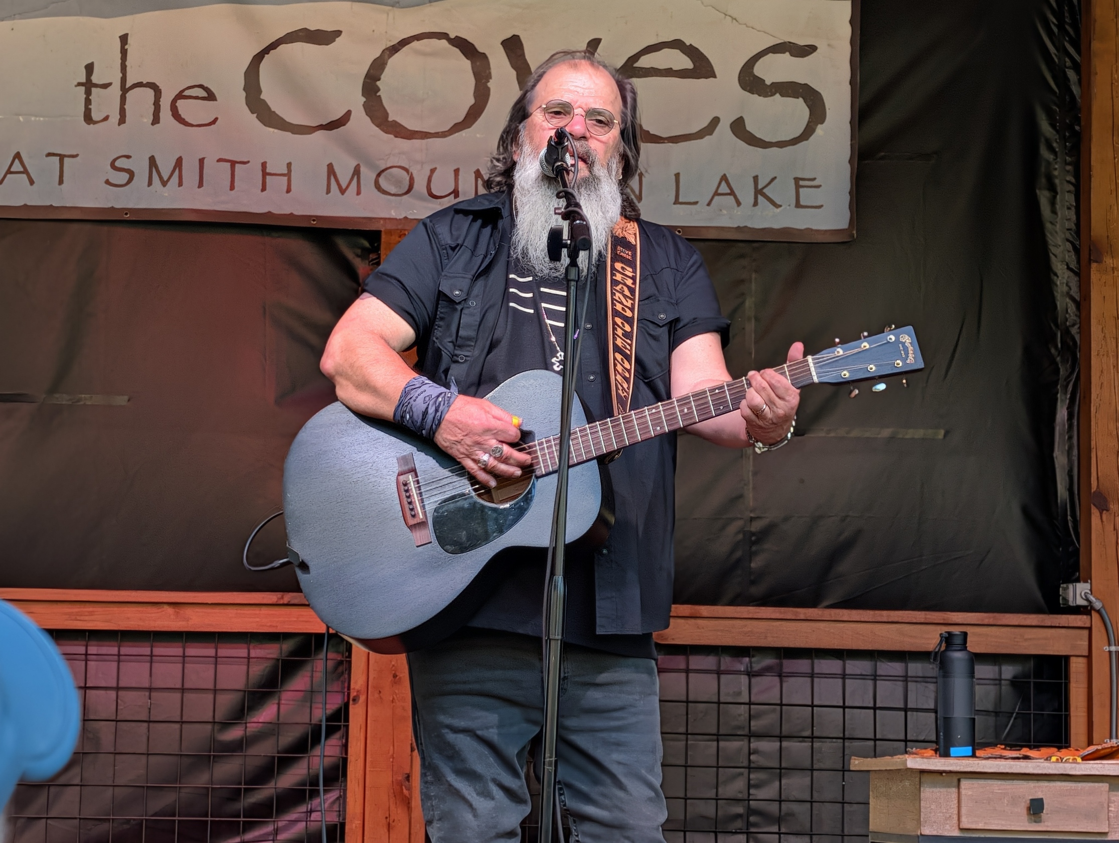 SteveEarle2026-06-19TheCovesAmphitheaterUnionHallVA (13).jpg